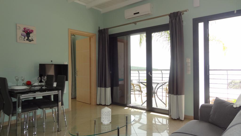 Melina Apartments Pool View Argostoli  Ngoại thất bức ảnh
