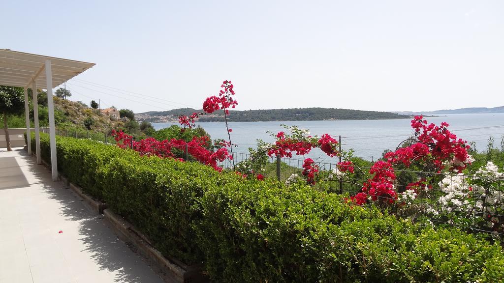 Melina Apartments Pool View Argostoli  Ngoại thất bức ảnh