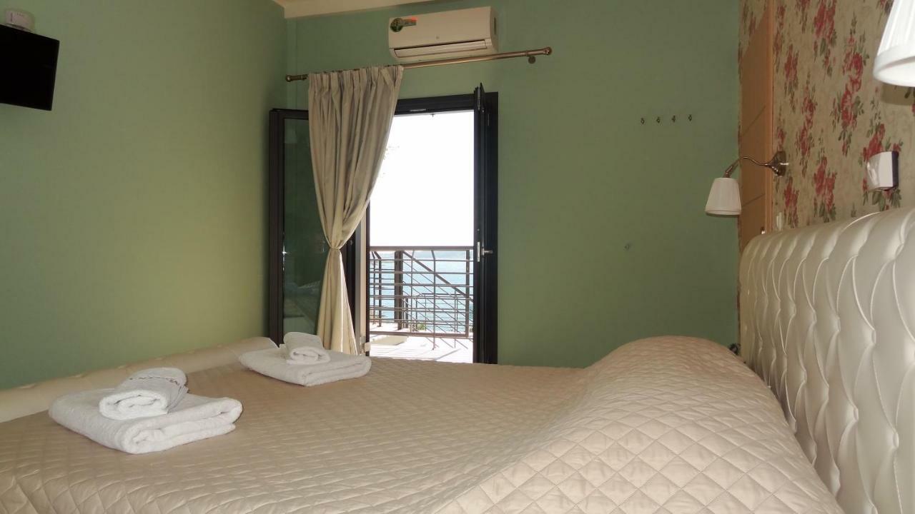 Melina Apartments Pool View Argostoli  Ngoại thất bức ảnh
