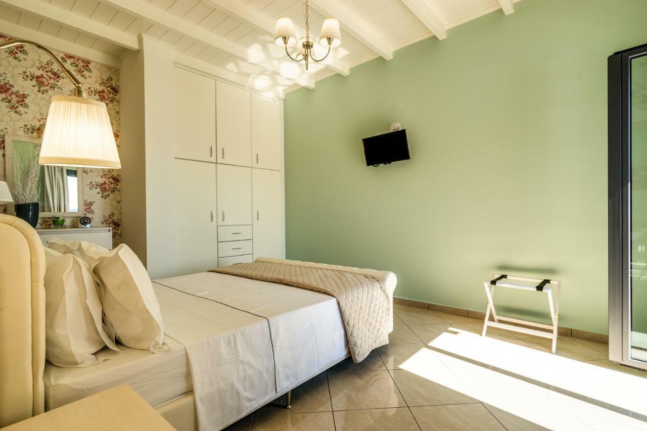 Melina Apartments Pool View Argostoli  Ngoại thất bức ảnh